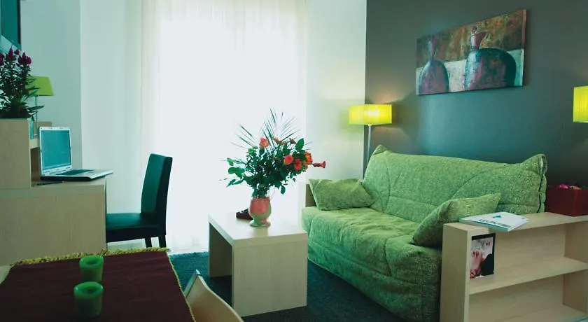 Hotel Courtyard By Marriott Toulouse Airport 4*,