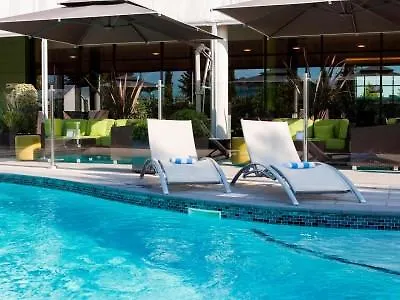 Courtyard By Marriott Toulouse Airport Hotel 4*,