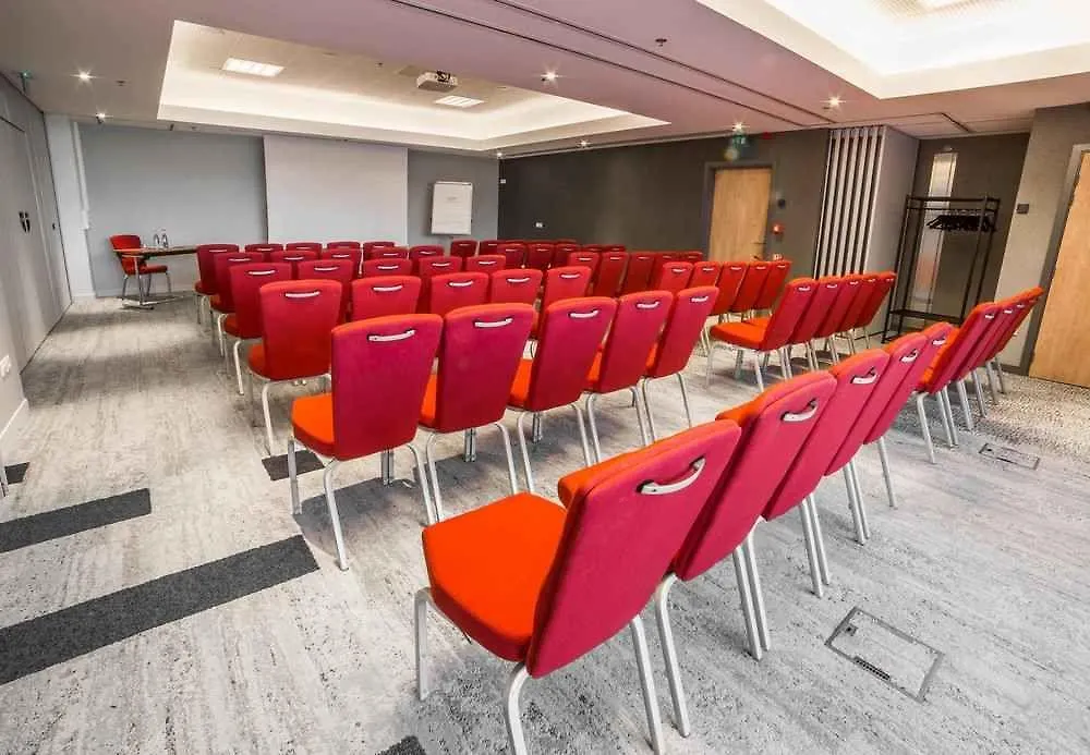 Courtyard By Marriott Toulouse Airport Hotel