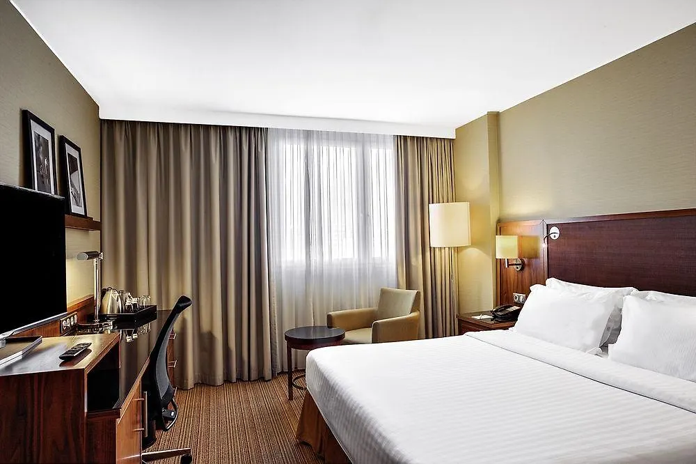 Hotel Courtyard By Marriott Toulouse Airport 4*,  Frankreich