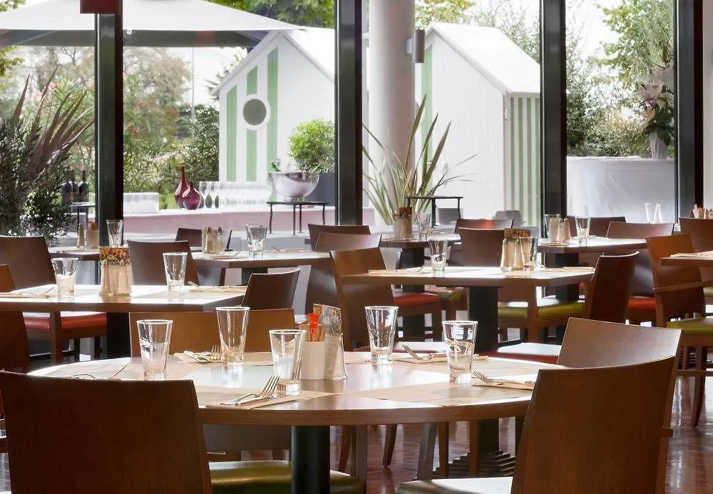 Hotel Courtyard By Marriott Toulouse Airport 4*,  Frankreich
