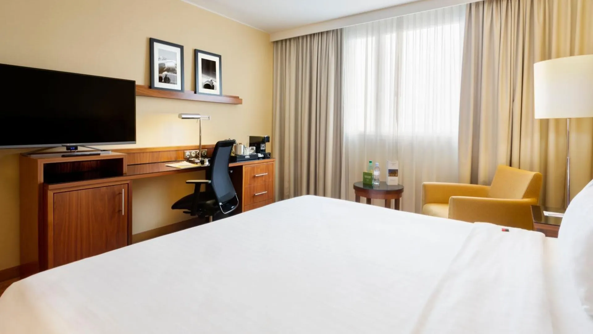 ****  Hotel Courtyard By Marriott Toulouse Airport Frankreich