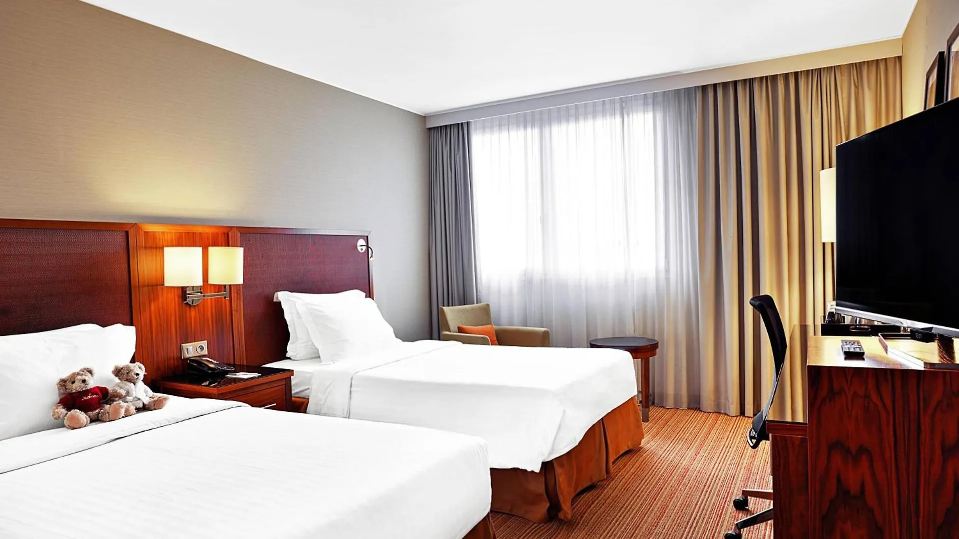 Hotel Courtyard By Marriott Toulouse Airport