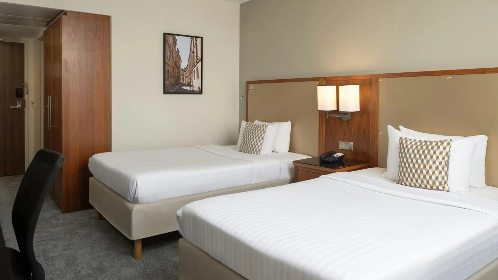 Hotel Courtyard By Marriott Toulouse Airport 4*,  Francia