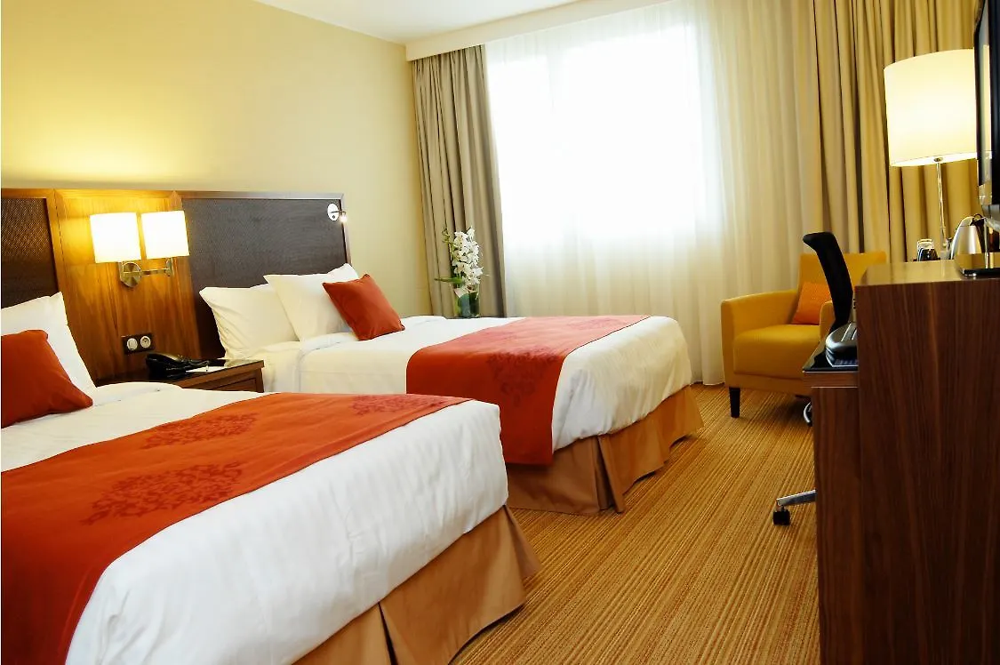 Hotel Courtyard By Marriott Toulouse Airport 4*,